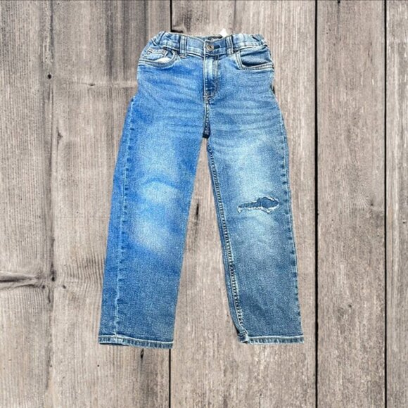 OshKosh B'gosh Girls Blue Jeans Size 6/6A - Picture 2 of 9